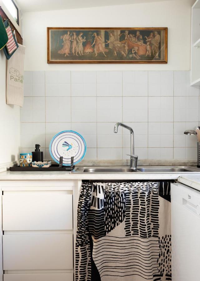 Bright And Comfy Terraced Apartment In Trastevere Roma Exterior foto